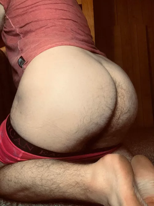 25 m USA, someone keep me entertained 😘 my dms are open!
