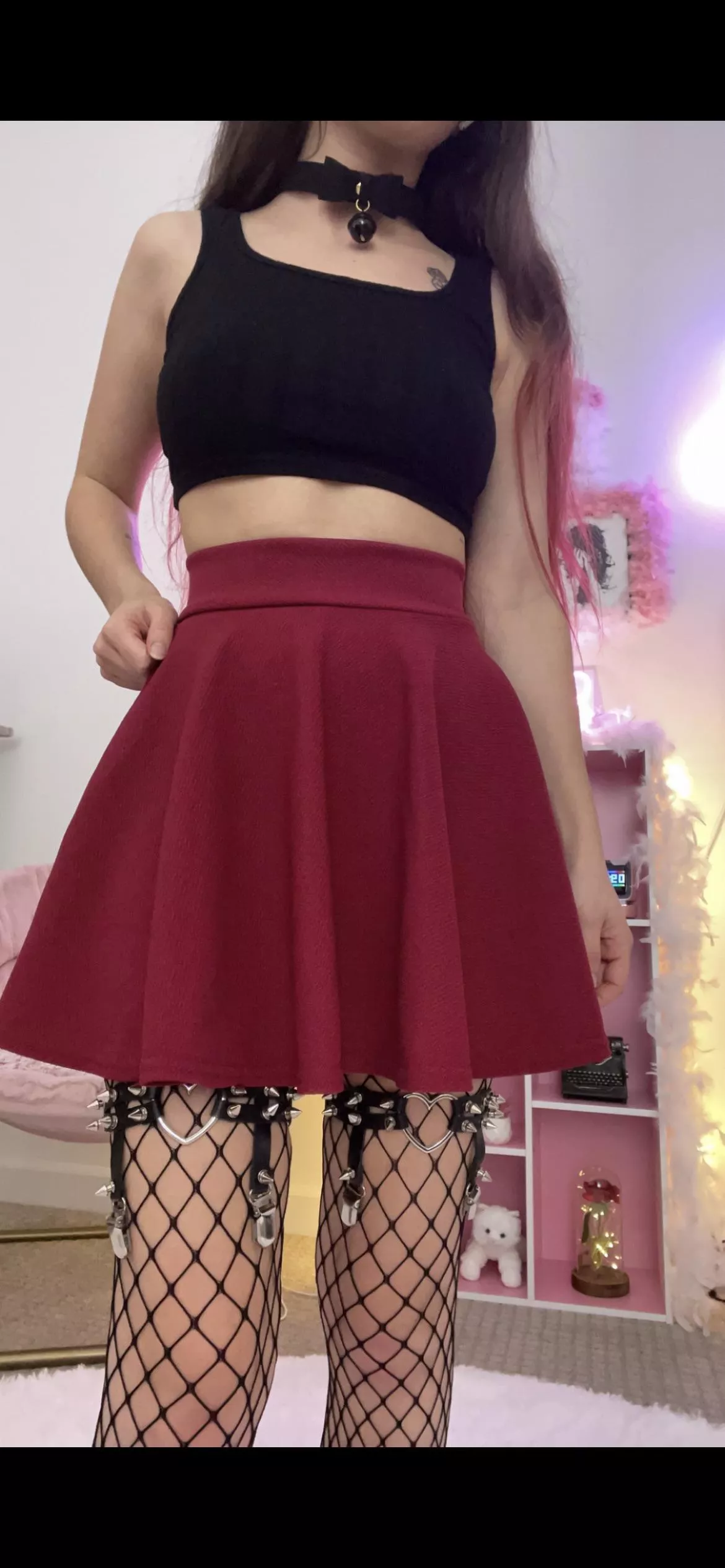 25(f) 27(m) looking to have a first cuckquean experience! Wanting to chat online first! Message me!