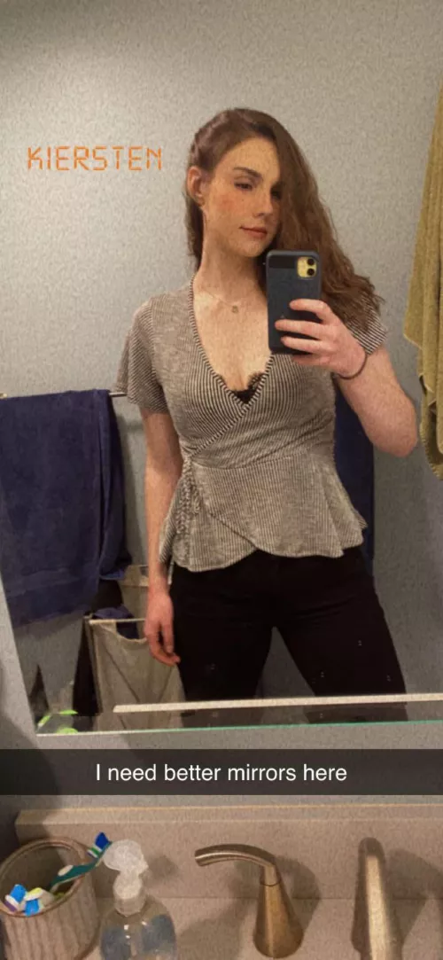 25F she got a cute outfit and matching set underneath just for the guy to cancel :/