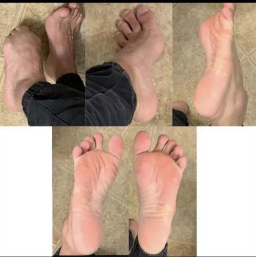 25M Connecticut - Get in my tinted car,worship my feet as long as you want and then leave ;) (Obviously if you have a Foot Fetish)