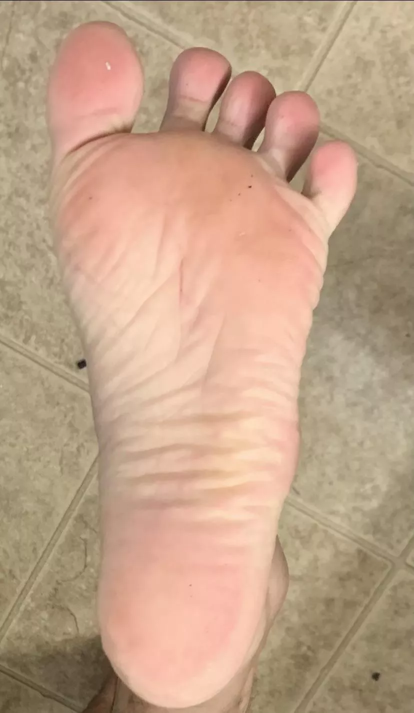 25M Connecticut - Hit me up if you want to taste them (I’ll definitely let anyone with a Foot fetish to suck on my toes) 25M Connecticut - Hit me up if you want to taste them (I’ll definitely let anyone with a Foot fetish to suck on my toes)
