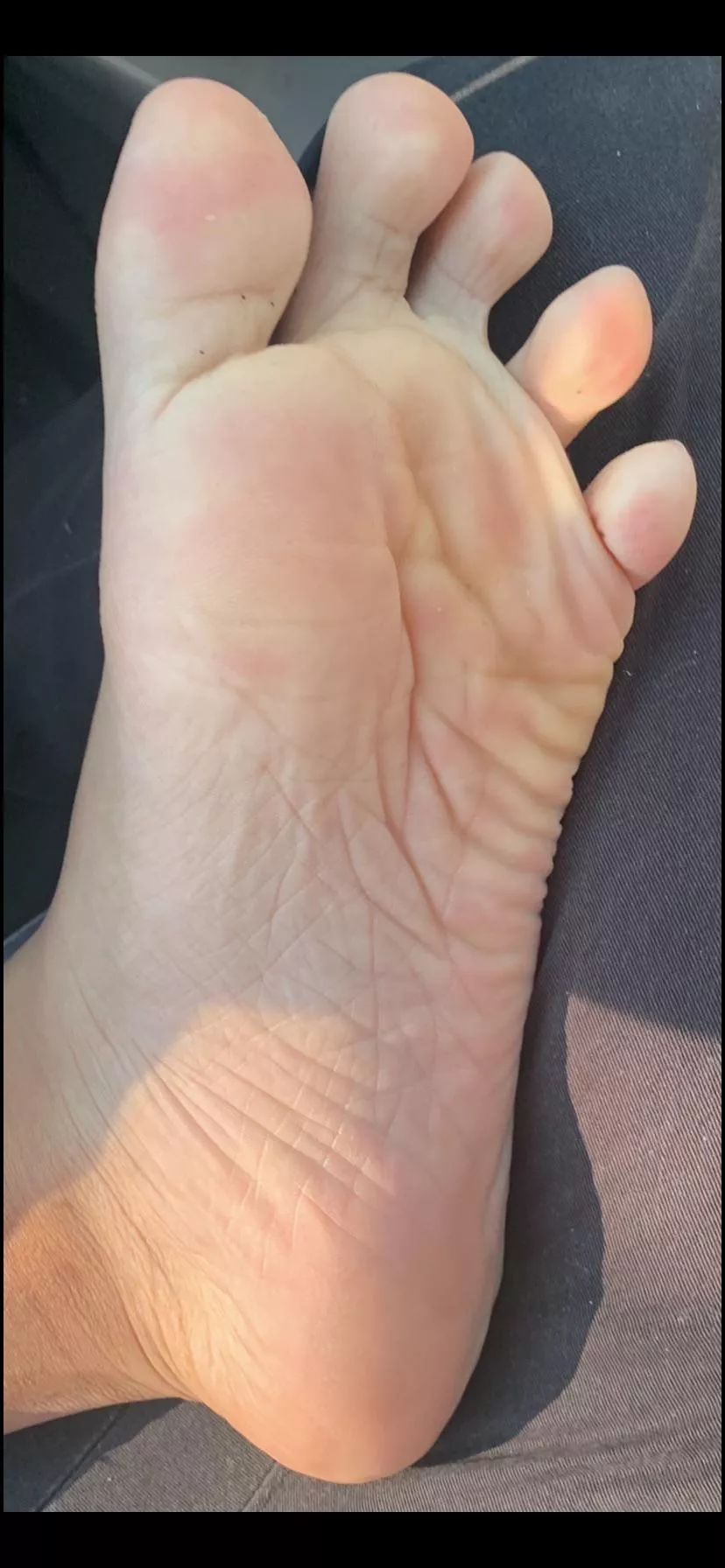 25M Connecticut - Pic from just now/Hit me up if you have a Foot Fetish and want to worship my Feet ;) I’ll drive to you 25M Connecticut - Pic from just now/Hit me up if you have a Foot Fetish and want to worship my Feet ;) I’ll drive to you