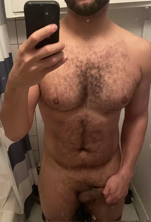 26 hairy Arab guy, Miami. Looking for a first time. Hosting
