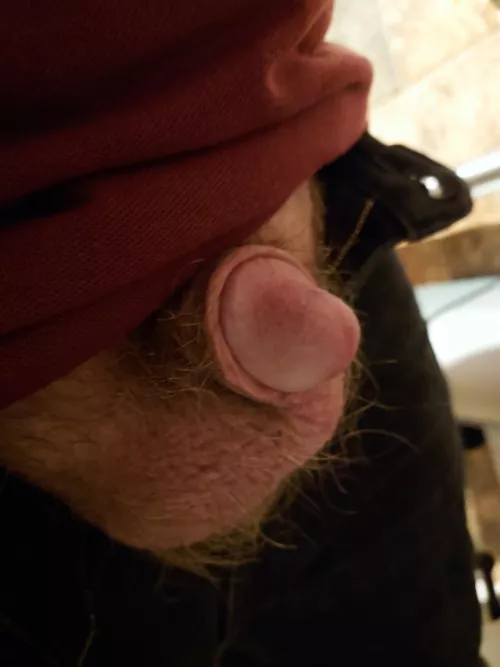 [26] tell me your small dick fantasies :)