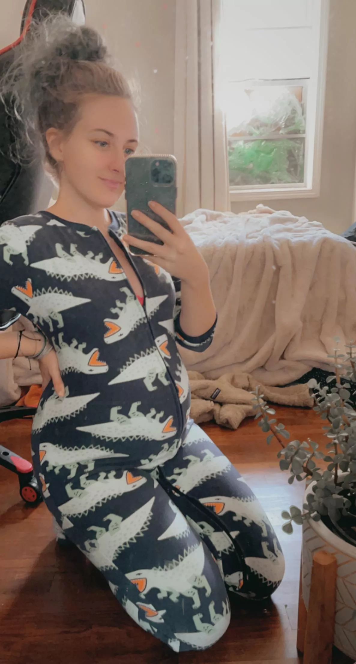26 weeks and can still fit into a kid sized onesie ππ€°πΌ 26 weeks and can still fit into a kid sized onesie ππ€°πΌ