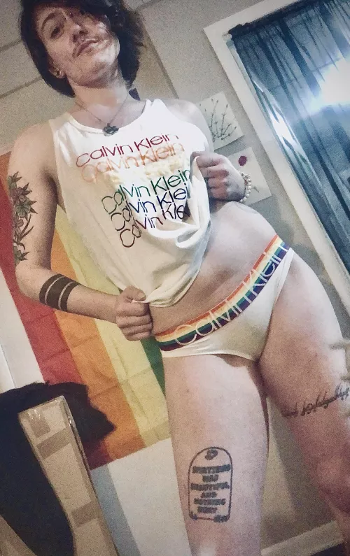 [26/ftm] a little pride loungewear 🏳️‍🌈🏳️‍⚧️