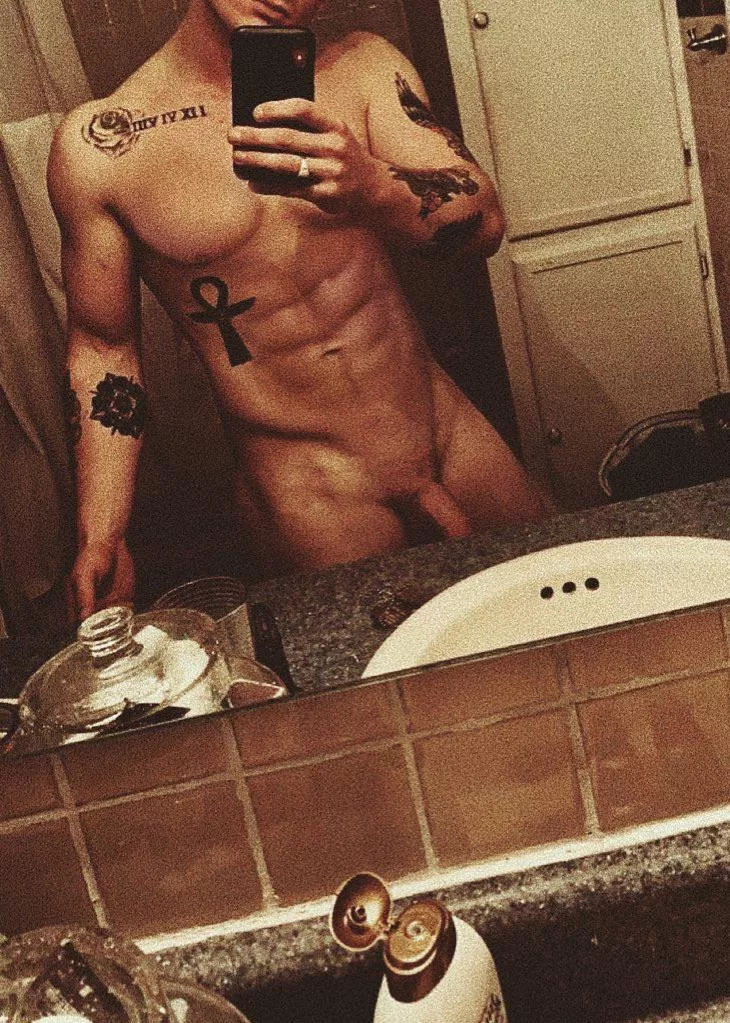 26M Experienced bull for hotwife or mfm in Raleigh, NC 26M Experienced bull for hotwife or mfm in Raleigh, NC