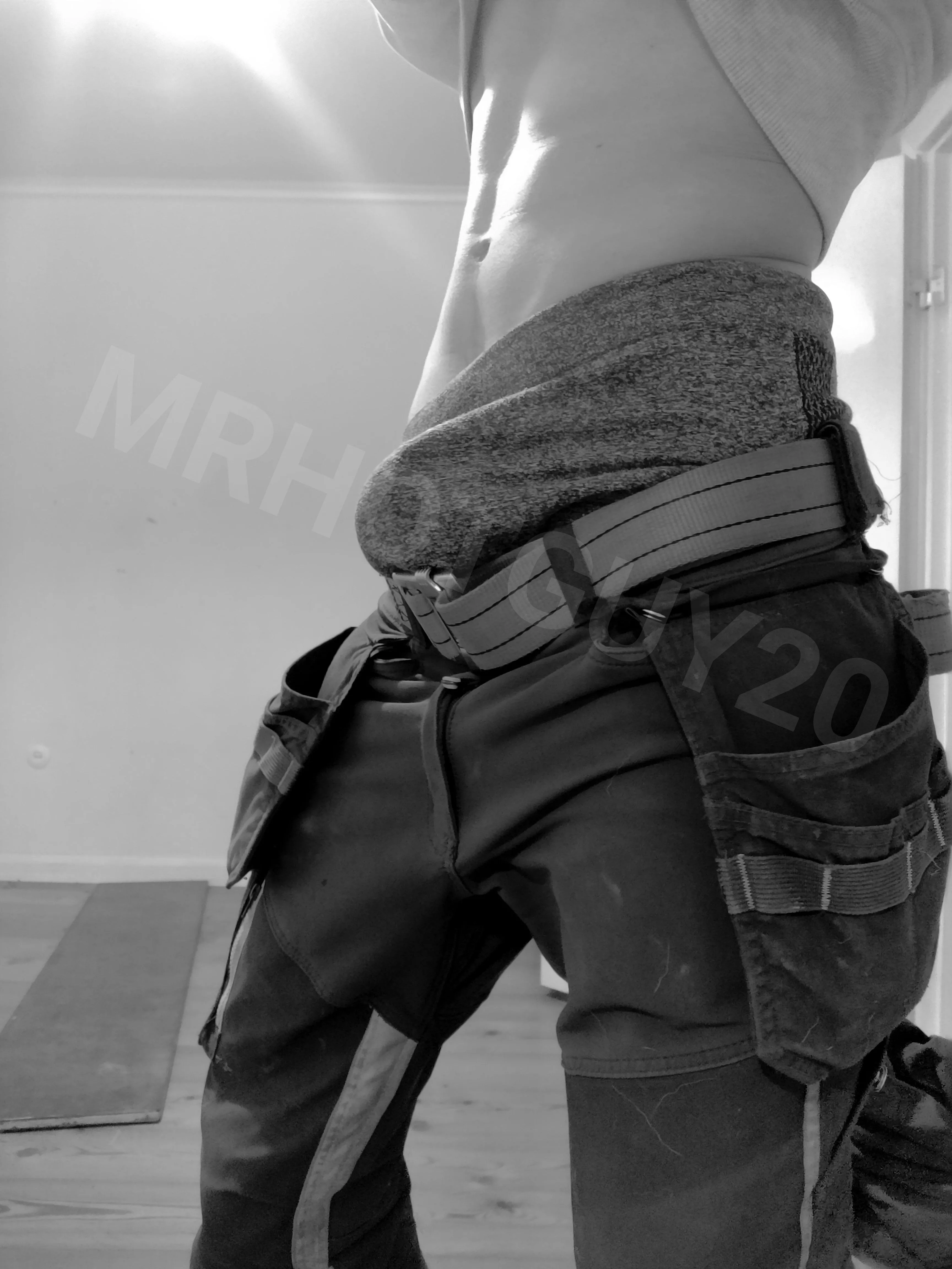 26yo. Just me bulging at work