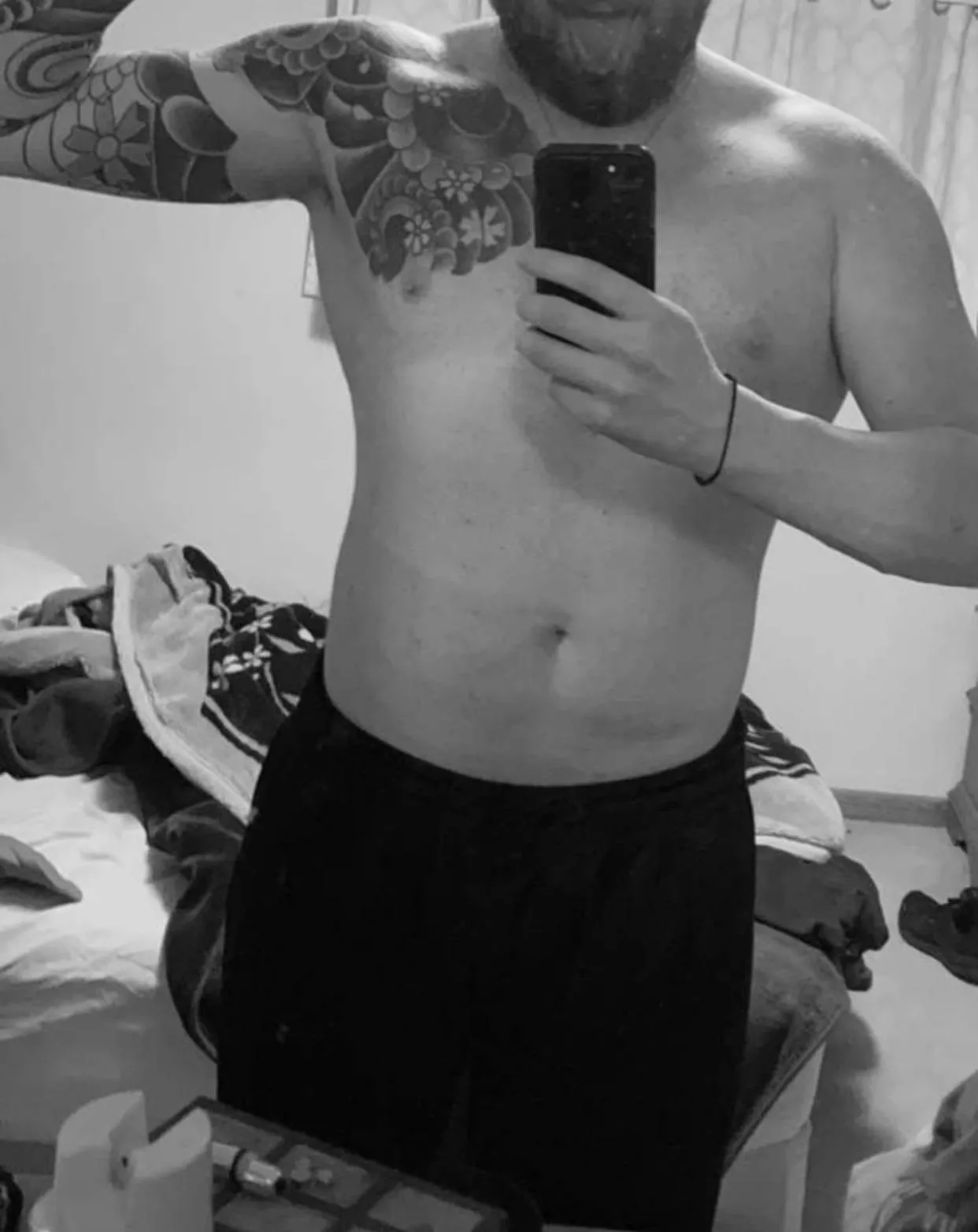 27/24 [MF4F] Ohio - secure & clean couple looking for another female to have fun with my husband while i watch and then play together after 😋