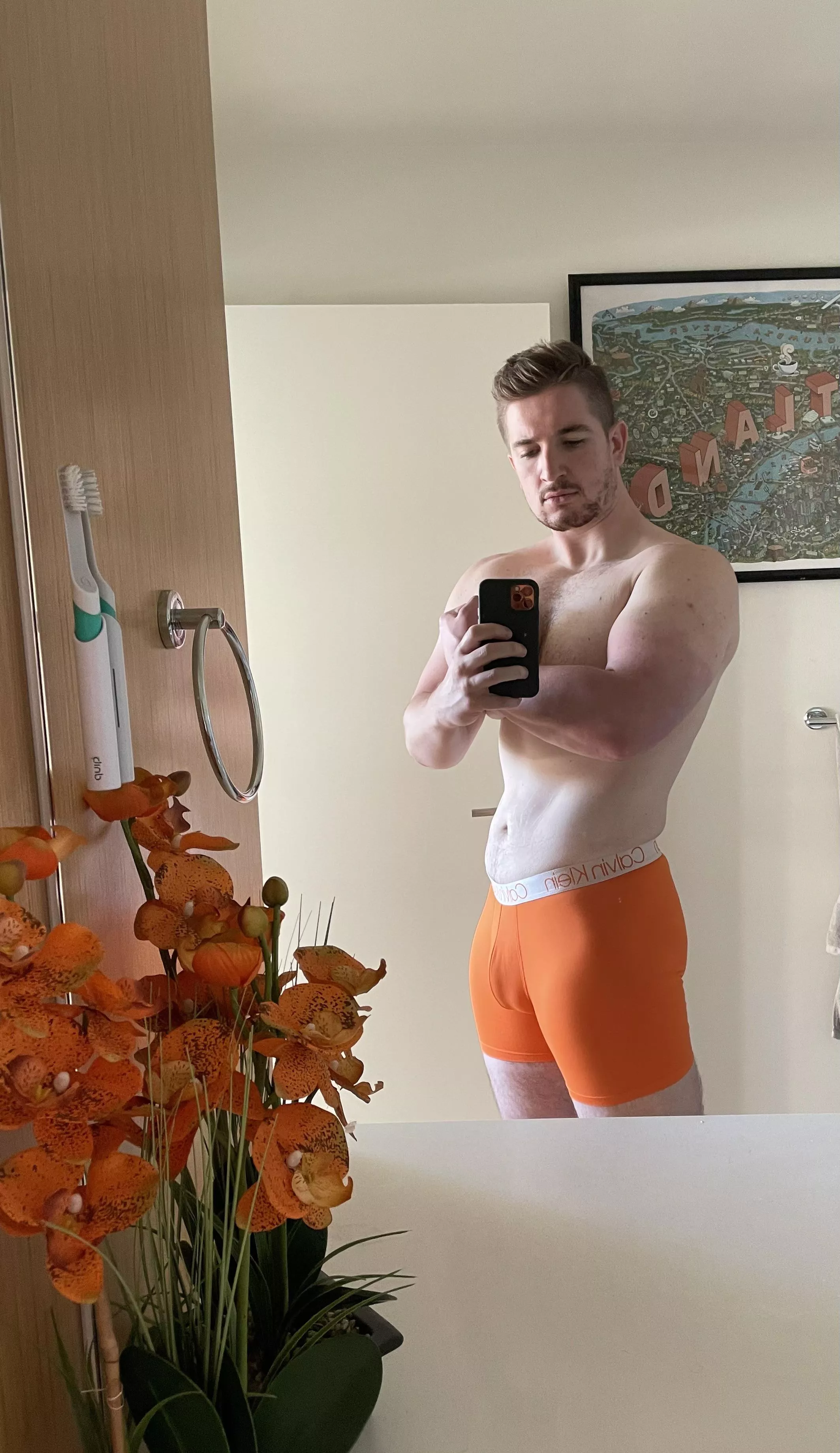 27M Can I interest you in some π and cream? 27M Can I interest you in some π and cream?