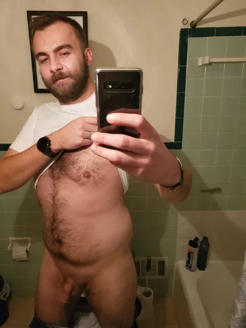 28 cub here looking to chat with the bears 🐻 dms open