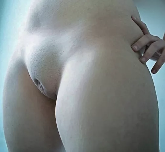 [28 F | 147 lb | 5'6