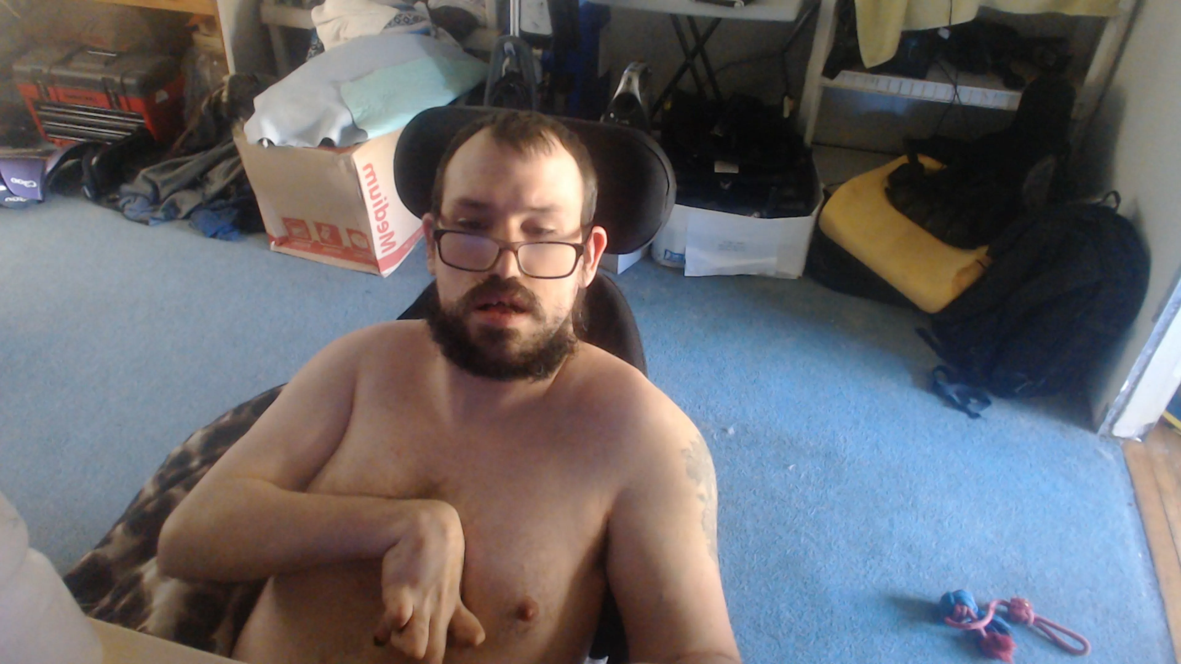 28 m 5'2 28 m 5'2