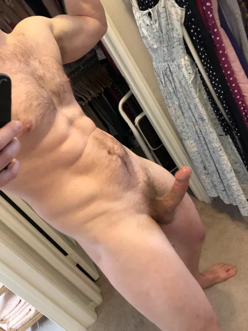 28. US artist, say hi 😊