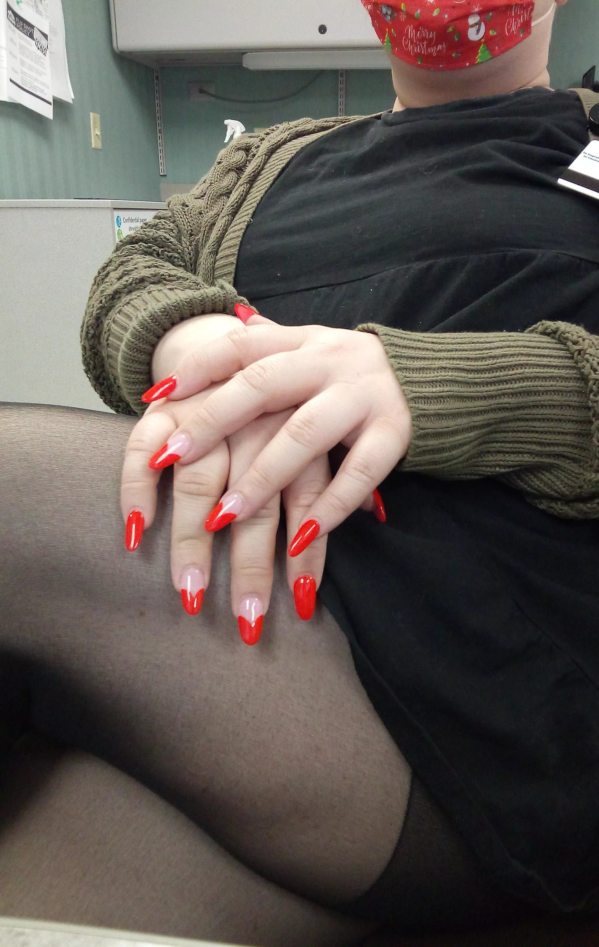 (28f)  (28f)