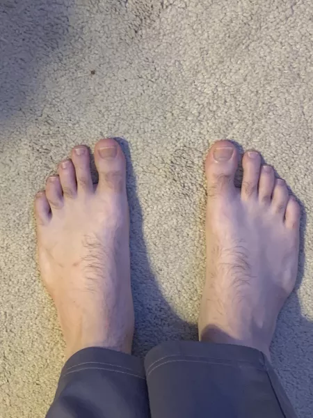 29 barefeet and sweat pantsβ¦. Its the best