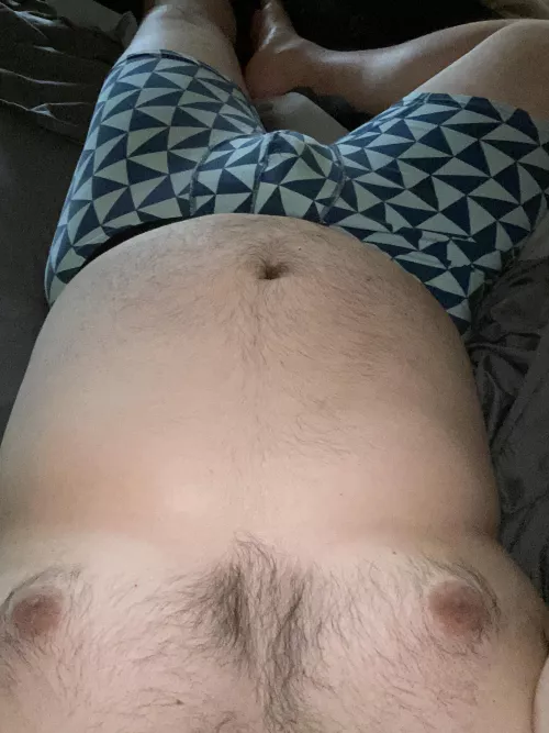 29, Bi, Ex jock, country guy here looking to chat with some other bears or masculine dudes. DM me or add me on snap at dlbi_jock