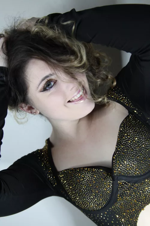 29[f] Some people say they get lost in my eyes. What do you think? [OC]