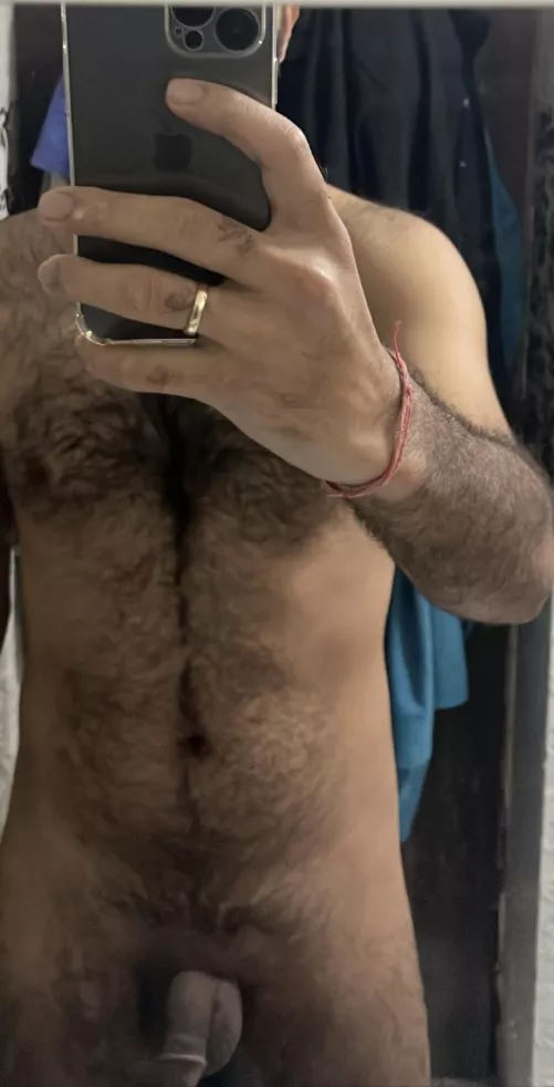 29M, 83 kgs, 6 feet tall! #hairybear 🤗