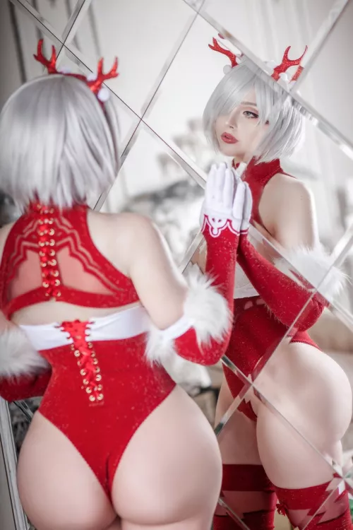 2B Xmas by Saya The Fox