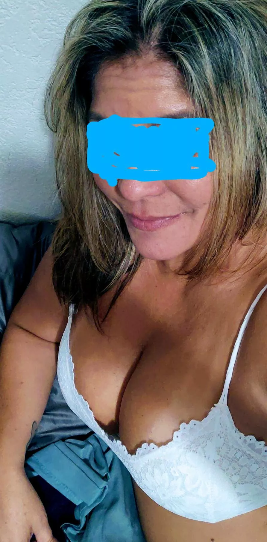 2nd post, still nervous. You guys were soooo nice the (F)irst time!💋