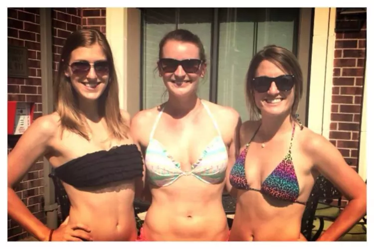 3 MILF bikini bodies