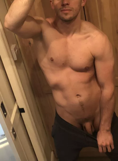 3 months on from surgery, starting to feel good about myself again π