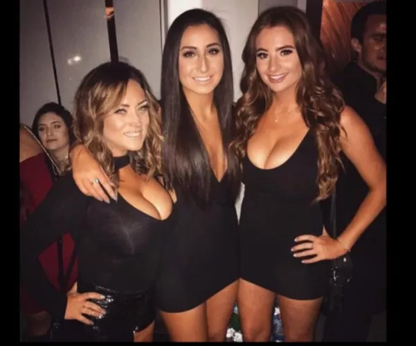 3 NYE girls in black