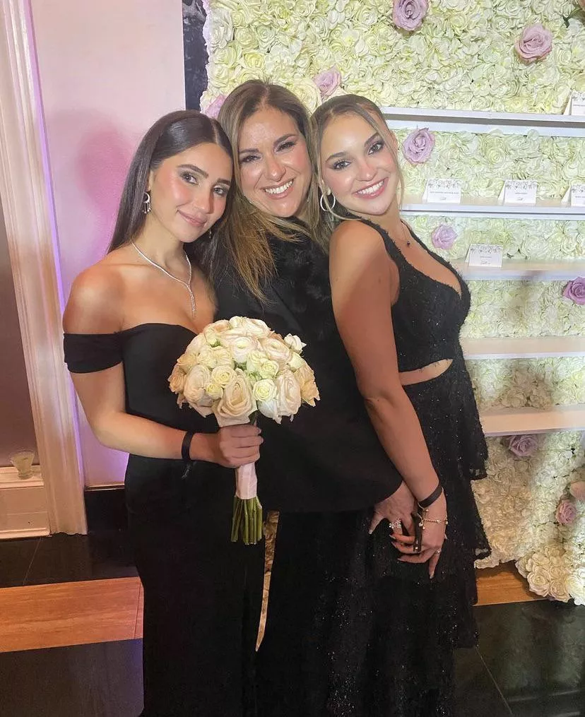 3 sisters, pretty nice genetics