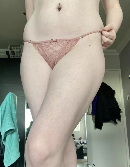 Β£30 for g strings worn for one day, Β£25 for most other panties π check out my panty drawer pinned to my profile! π¬π§ UK only, CashApp only