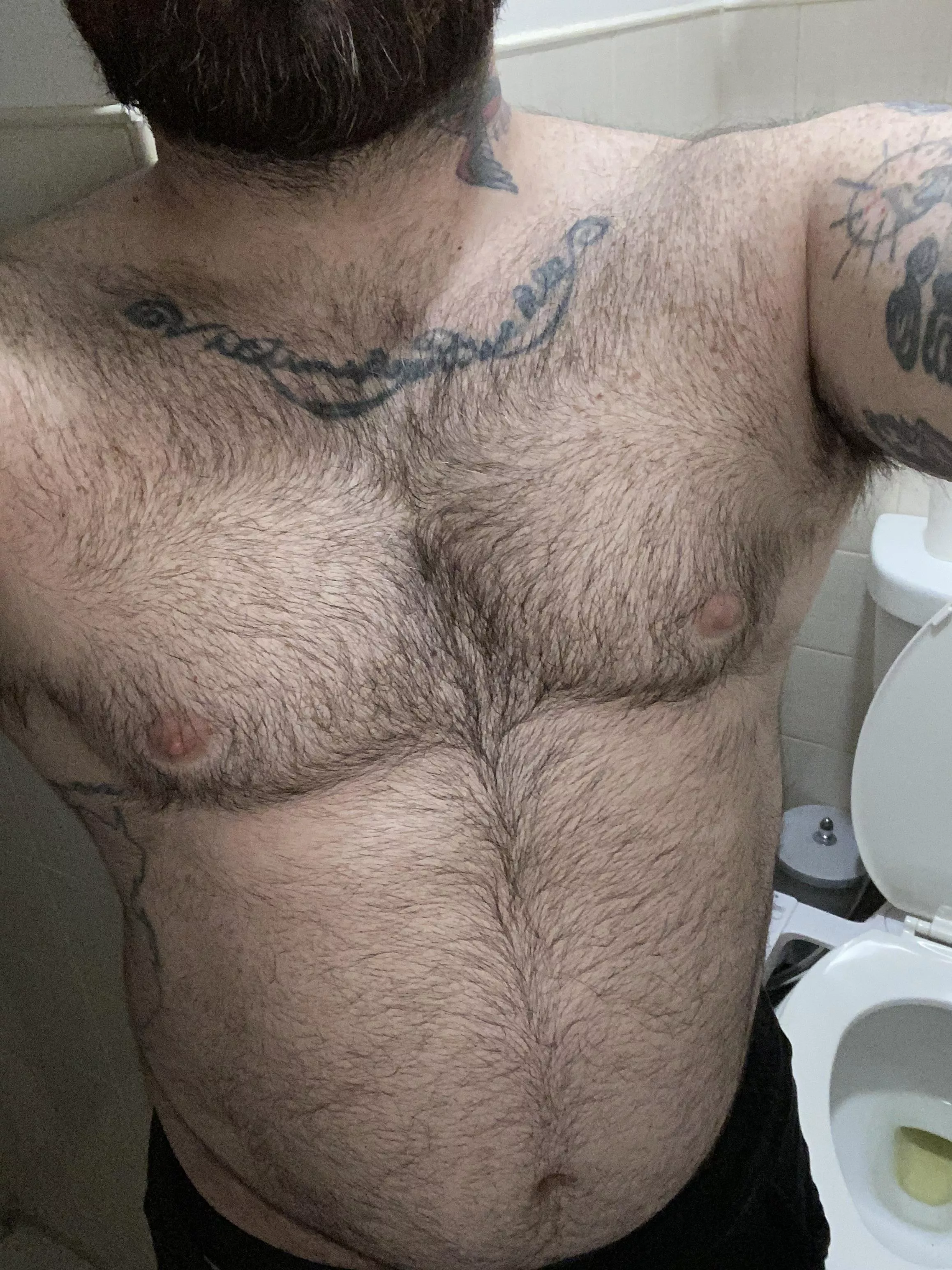 30 I got some chonk but I’m trying to feel confident. Used to be 145 and lean 30 I got some chonk but I’m trying to feel confident. Used to be 145 and lean
