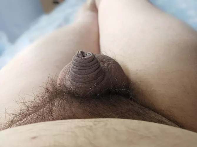 (31) not a shower...or a grower. 😶