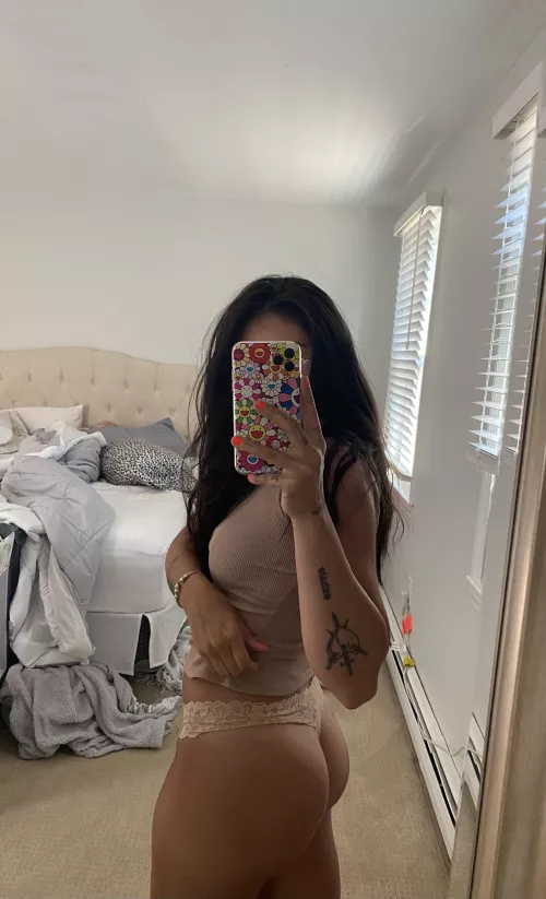 32 / BOSTON love showing her off to hard dick 🚀 trade telegram and must show face telegram: lilcorc