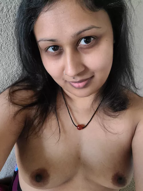 33 5'3 160