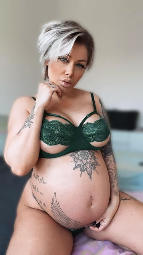 33 weeks 🔞💦😏