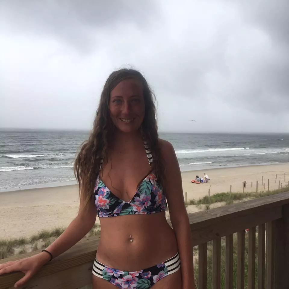 33 year old single mom of one, I think my uterus needs some more work to do...