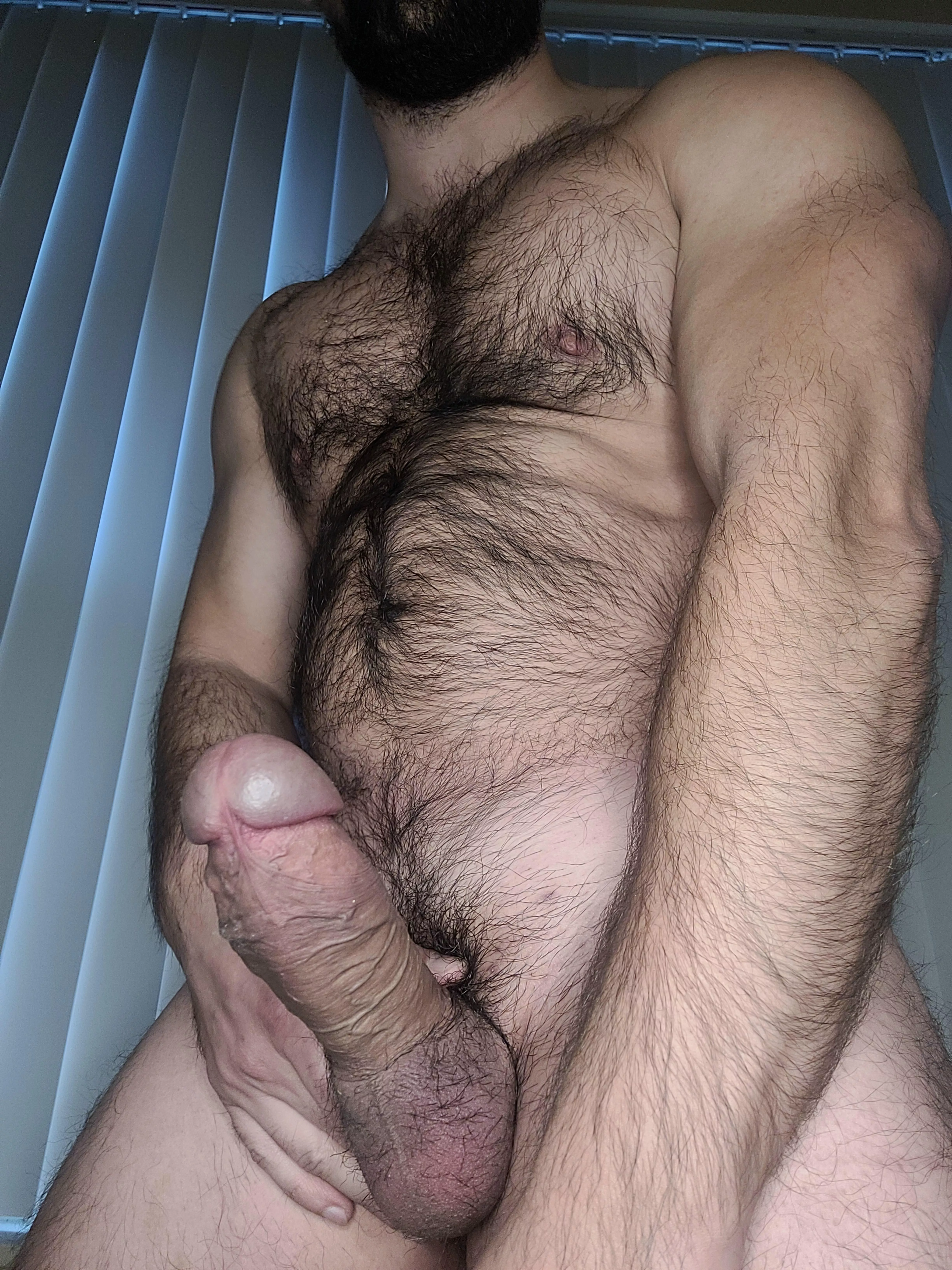 (35) Are you just gonna stare at it...?