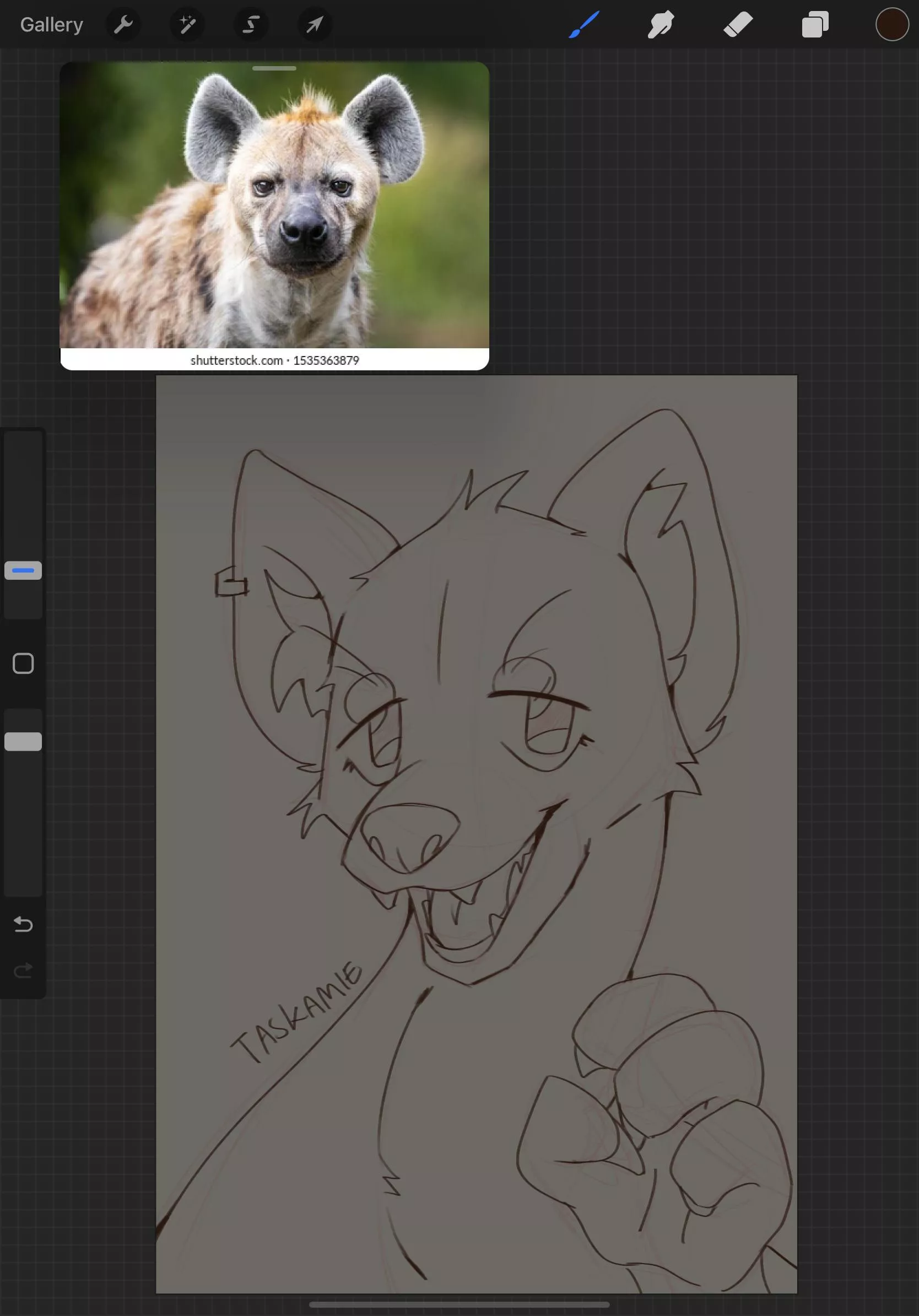 35 min sketch, trying to improve on furry art. doodling possible fursona :3