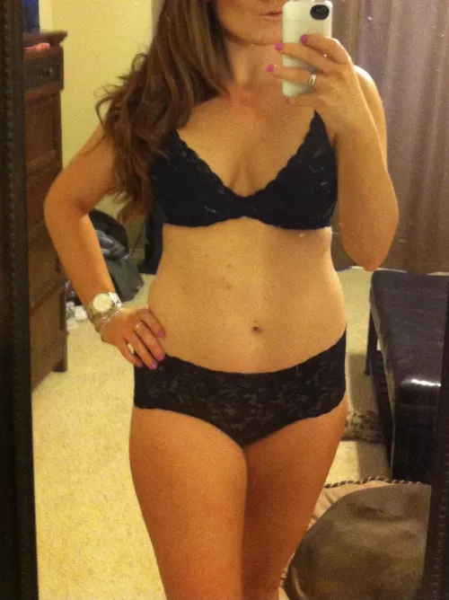 35 mother of 2 she want to know if she still got it.