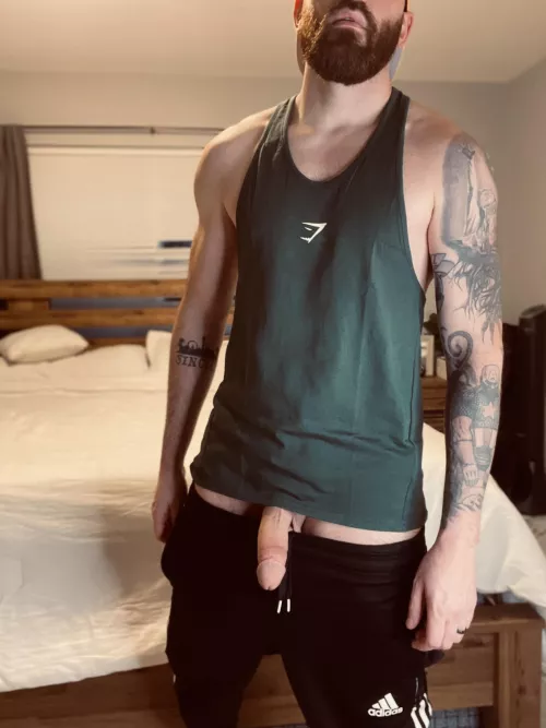 [35] Think my gym crush will notice?