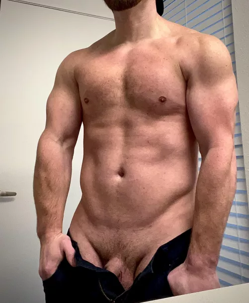 [36] Date night with a 23 year old. Should I bother with the boxers?