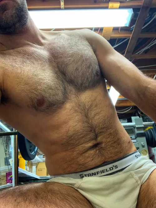 [37] Any love for this daddy? 😈