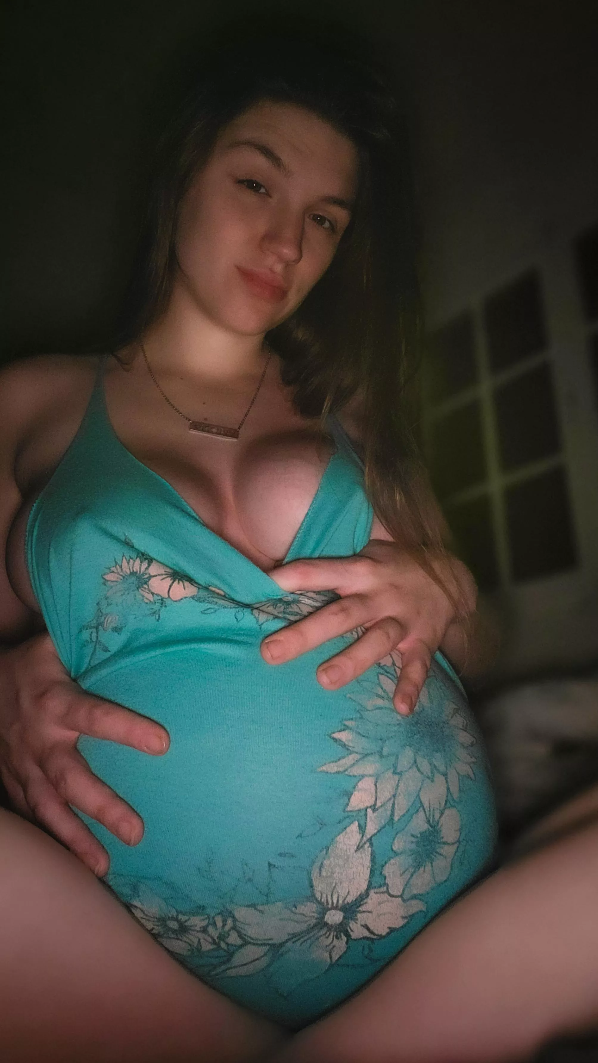 37 weeks🌸 still amazed at how receptive you all on Reddit have been 😍 37 weeks🌸 still amazed at how receptive you all on Reddit have been 😍