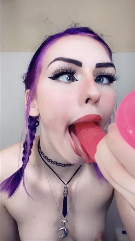 ๐ฆ$3.75๐ฆ NO PPV ๐ Just posted a sloppy blowjob ahegao video on my feed ๐ฆ link below