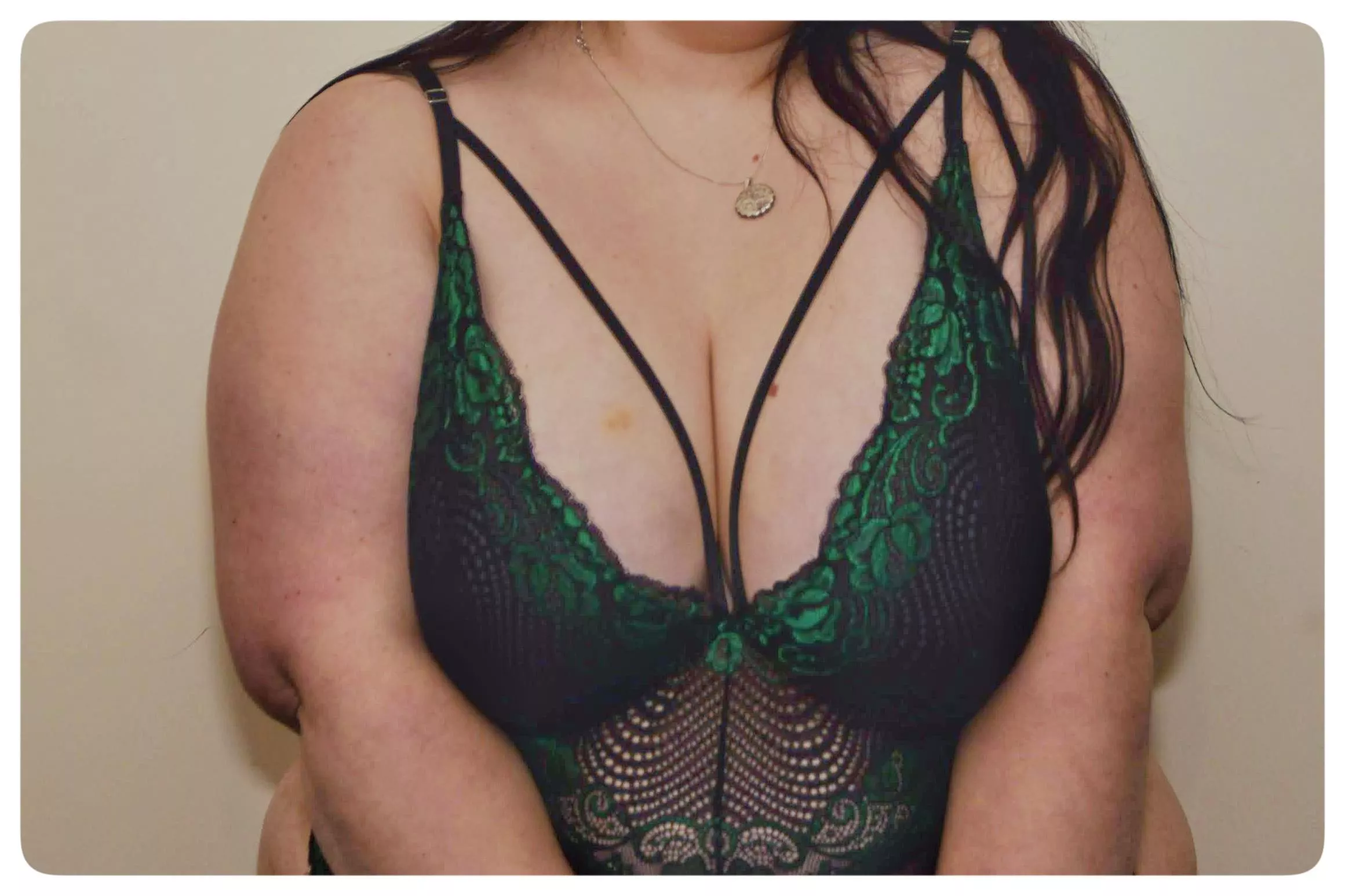 38G Christmas boobies