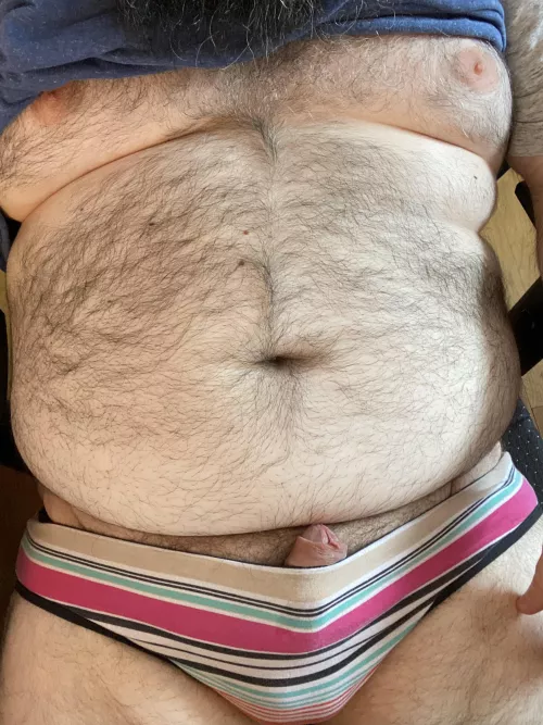 39, I’m just a cock loving chub that sees himself as a submissive sissy bottom