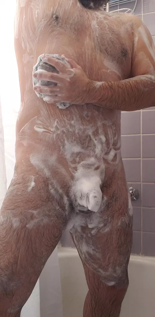 39 [M] morning shower 🚿