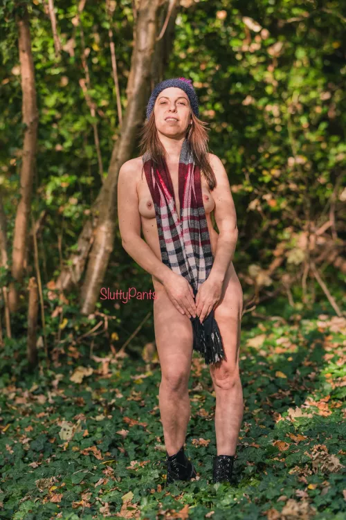 40 and you still can’t take me anywhere 😝💋