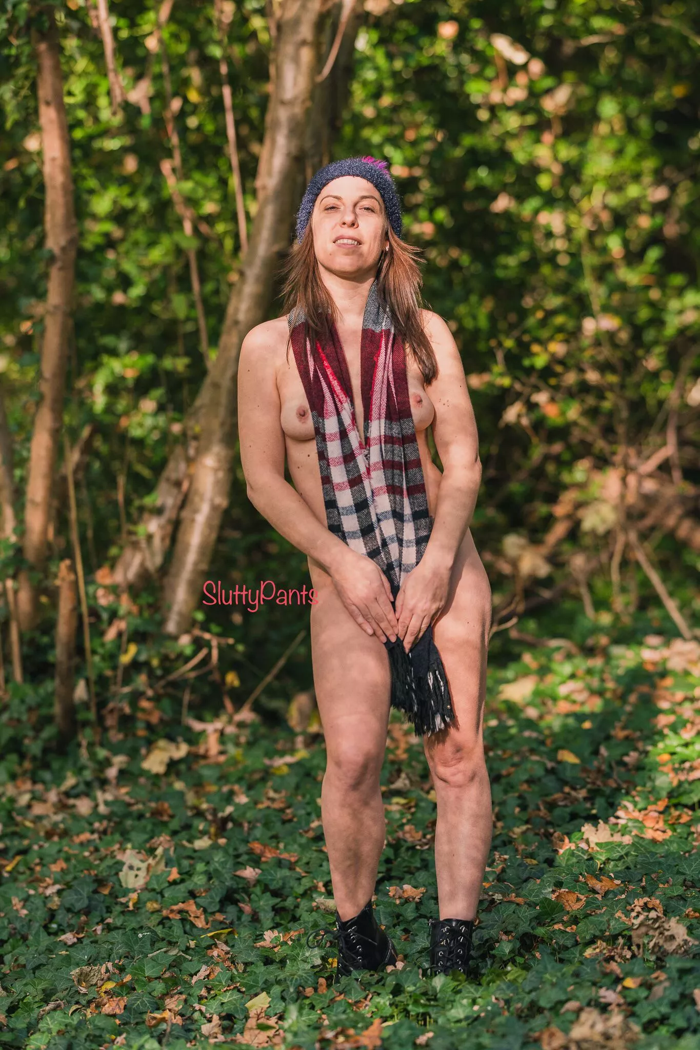 40 and you still can’t take me anywhere 😝💋