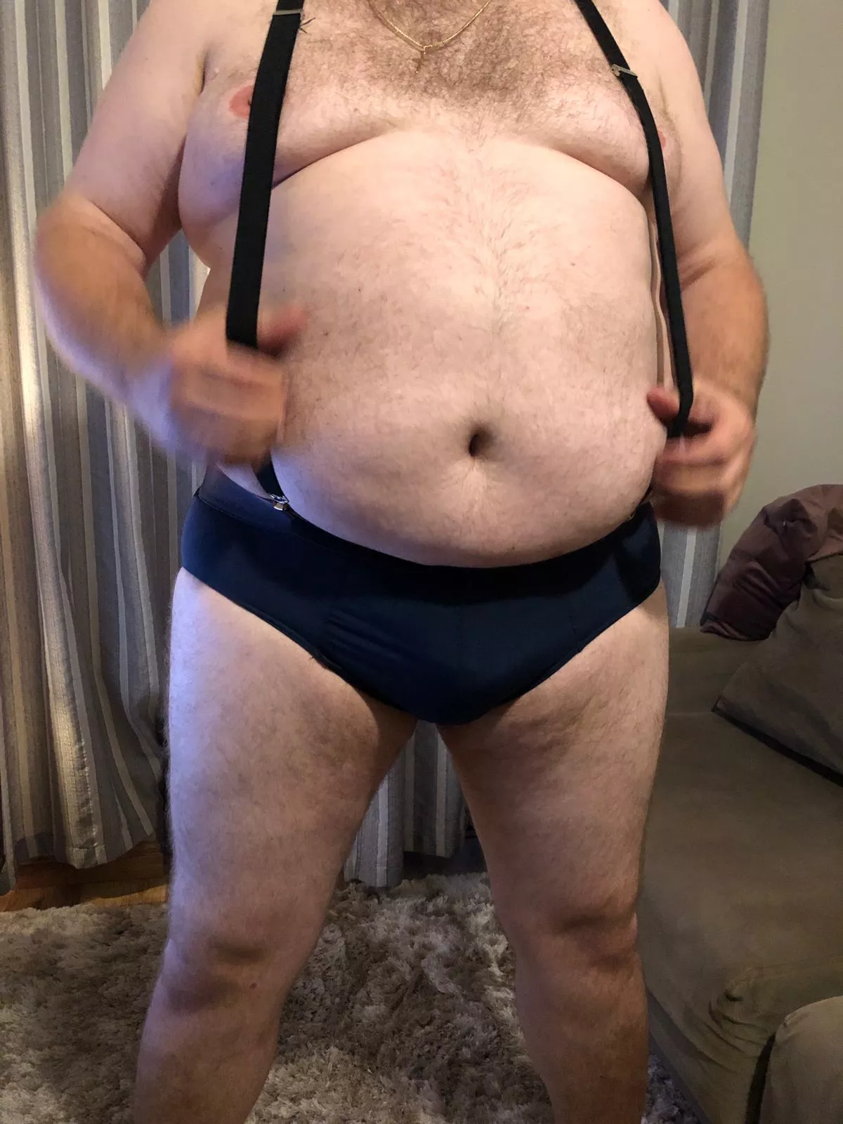 (40) who wants to rub that belly?